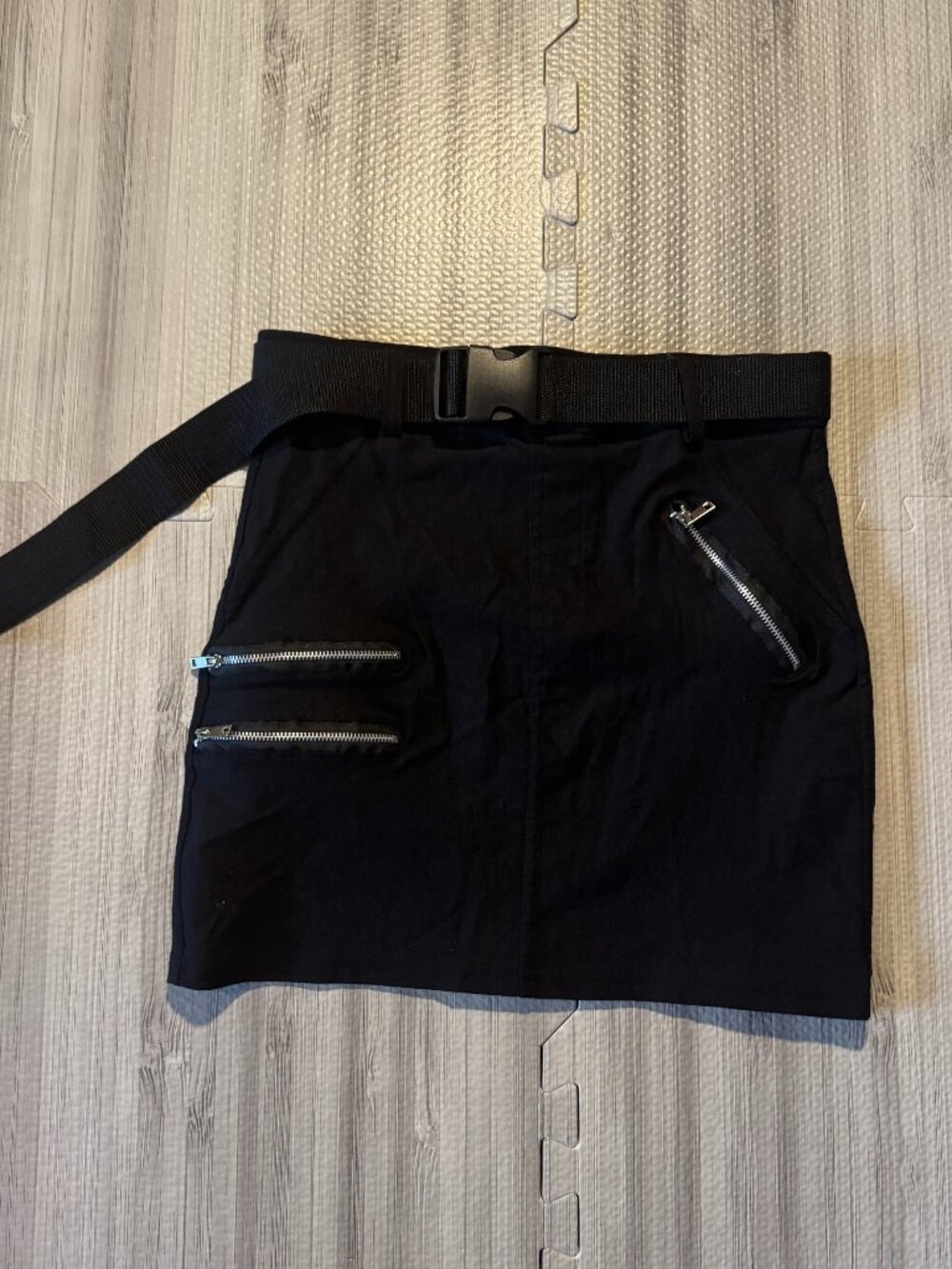 Thrill Women's‎ Y2K Black Mini Belted Ultility Skirt
